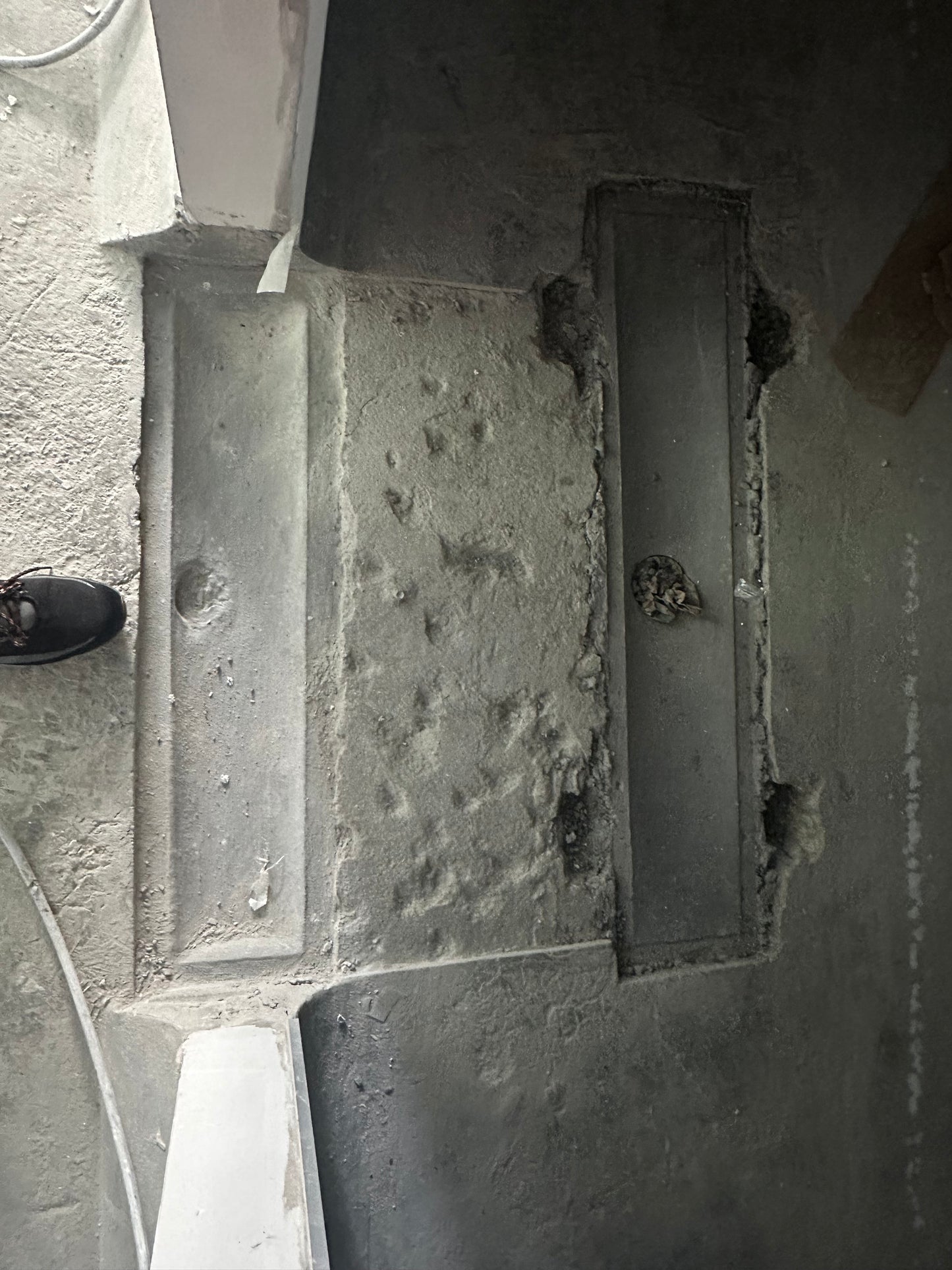 APLICACIÓN DE PINTURA EPÓXICA PARA AREA DE USO DE COCINA, TOPITOP SJL