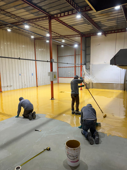 APLICACIÓN DE PISO DE POLIURETANO DE UCRETE EN PLANTA DE CEREALES Y SNACKS RASIL - HUACHIPA