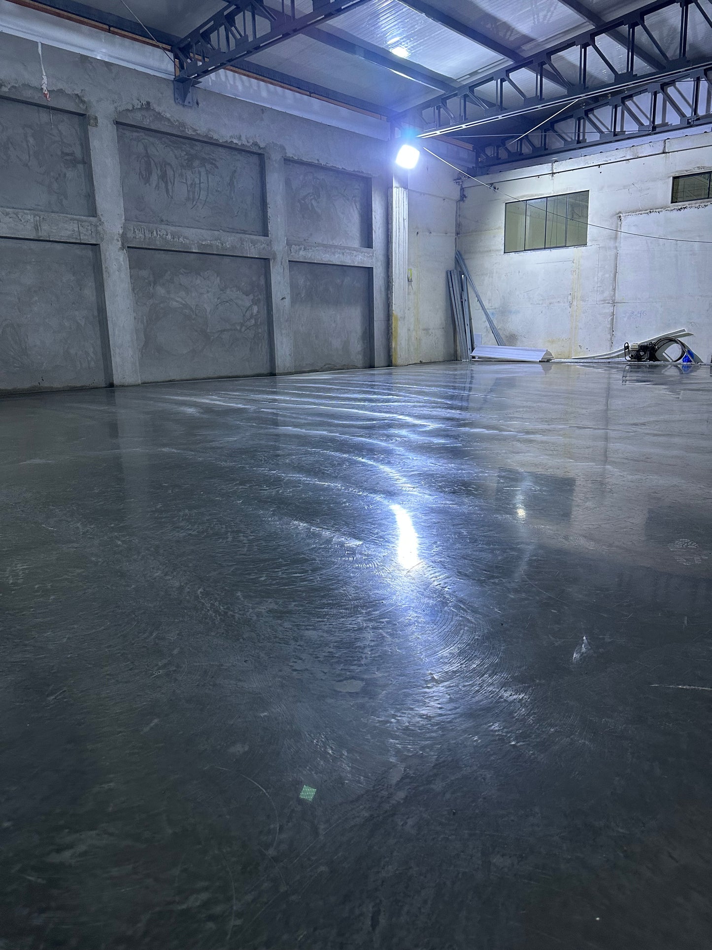 VACIADO DE CONTRAPISO INDUSTRIAL PARA USO DE ALMACEN TEXTIL- SR MOISES -ATE