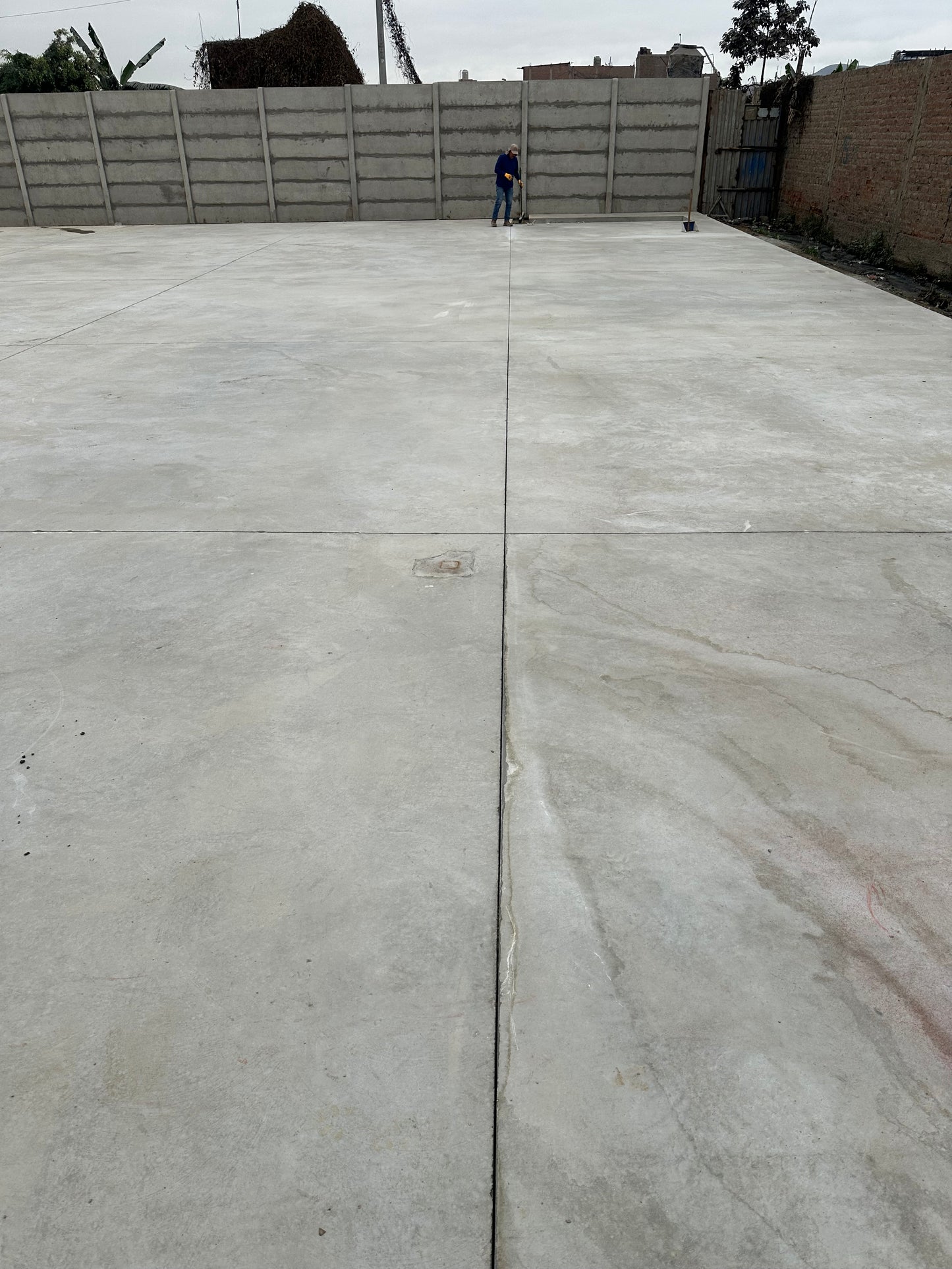 VACIADO DE LOSA INDUSTRIAL - DINGECON INGENIERIA SAC -PUENTE PIEDRA