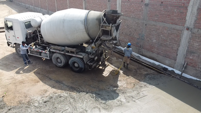 VACIADO DE LOSA INDUSTRIAL - DINGECON INGENIERIA SAC -PUENTE PIEDRA