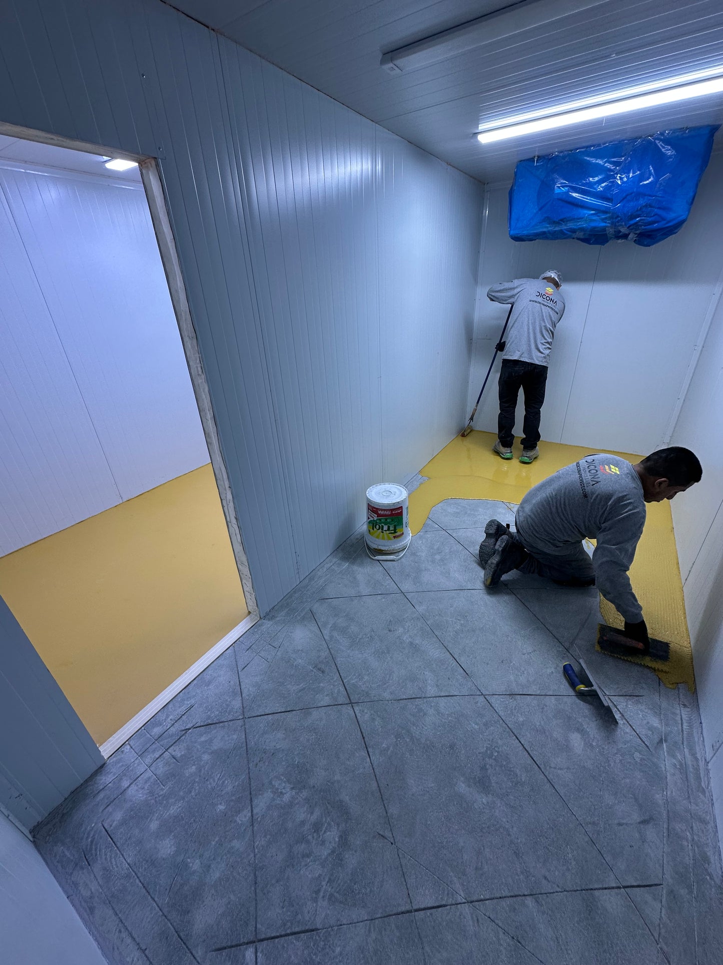 APPLICATION OF UCRETE POLYURETHANE FLOOR FOR FREEZING CHAMBER AT -20 DEGREES AND PROCESSING AREA - GRAN MOLINO BAKERY - CALLAO