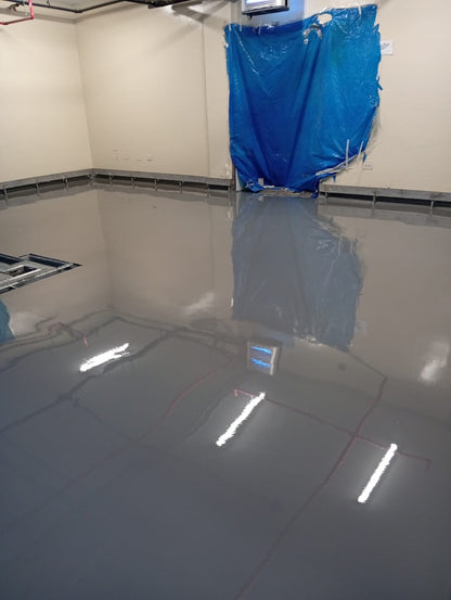 APLICACIÓN DE PISO DE POLIURETANO DE UCRETE - TIENDAS DE METRO SAN FELIPE Y PERCHING HYT SAC - JESUS MARIA