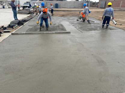 VACIADO DE LOSA INDUSTRIAL - DINGECON INGENIERIA SAC -PUENTE PIEDRA