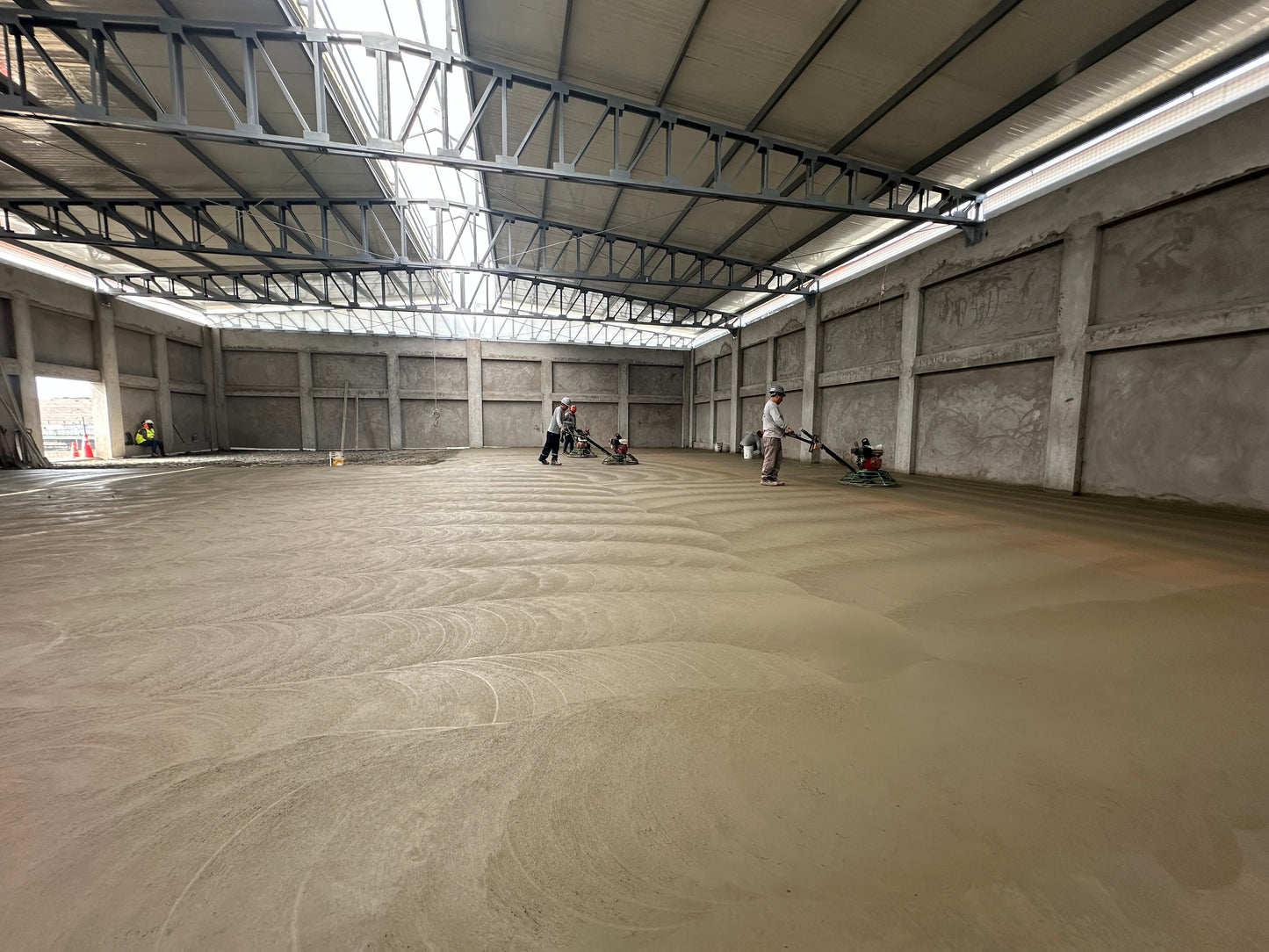 VACIADO DE CONTRAPISO INDUSTRIAL PARA USO DE ALMACEN TEXTIL- SR MOISES -ATE