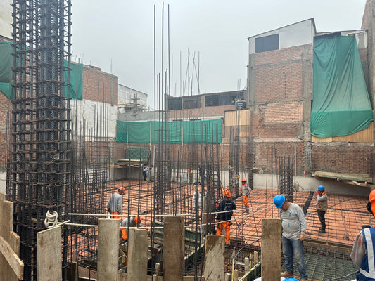 VACIADO DE LOSAS DE TECHO PARA EDIFICIO - INMOBILIARIA  -SALAMANCA, ATE