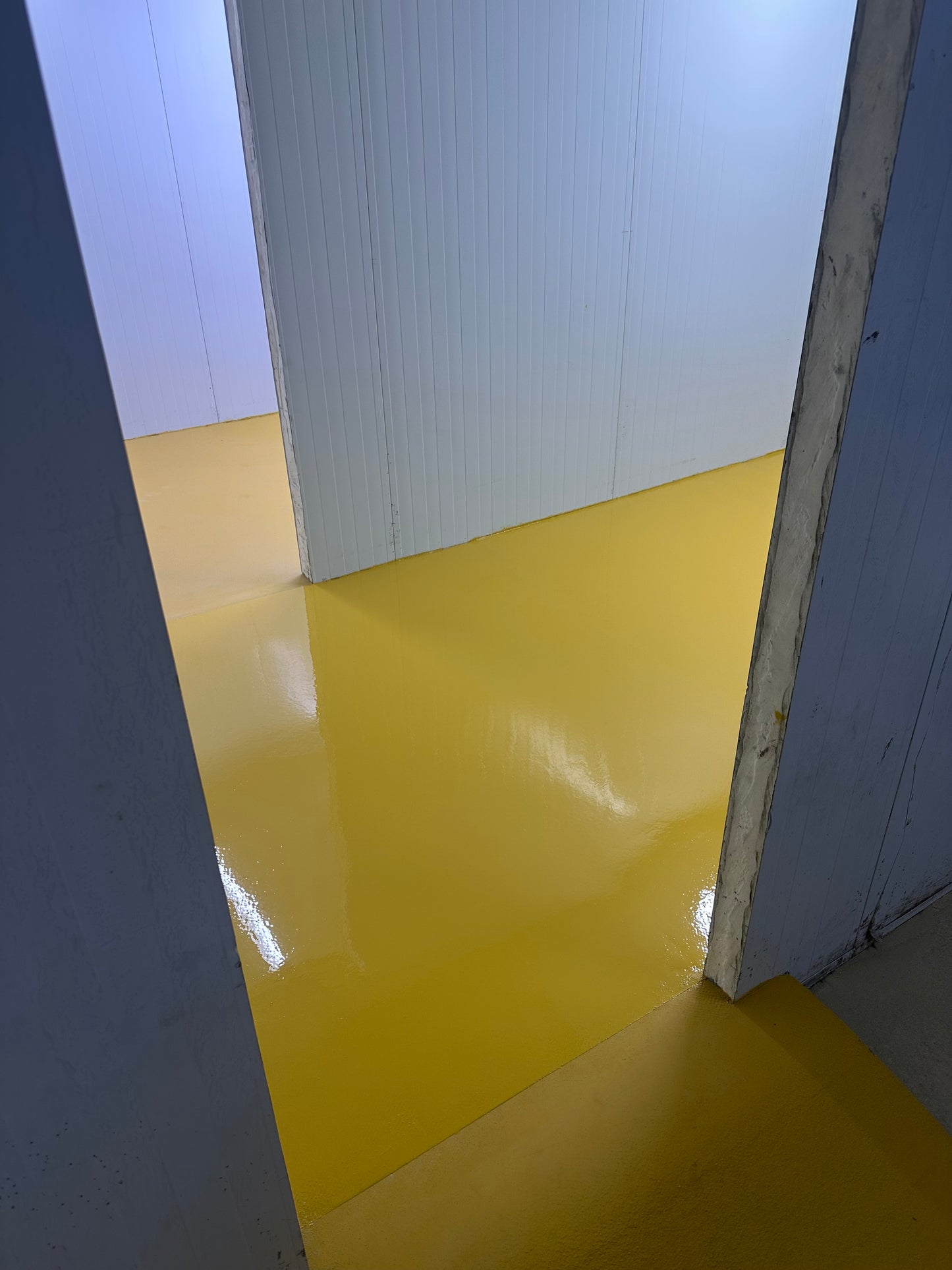 APPLICATION OF UCRETE POLYURETHANE FLOOR FOR FREEZING CHAMBER AT -20 DEGREES AND PROCESSING AREA - GRAN MOLINO BAKERY - CALLAO