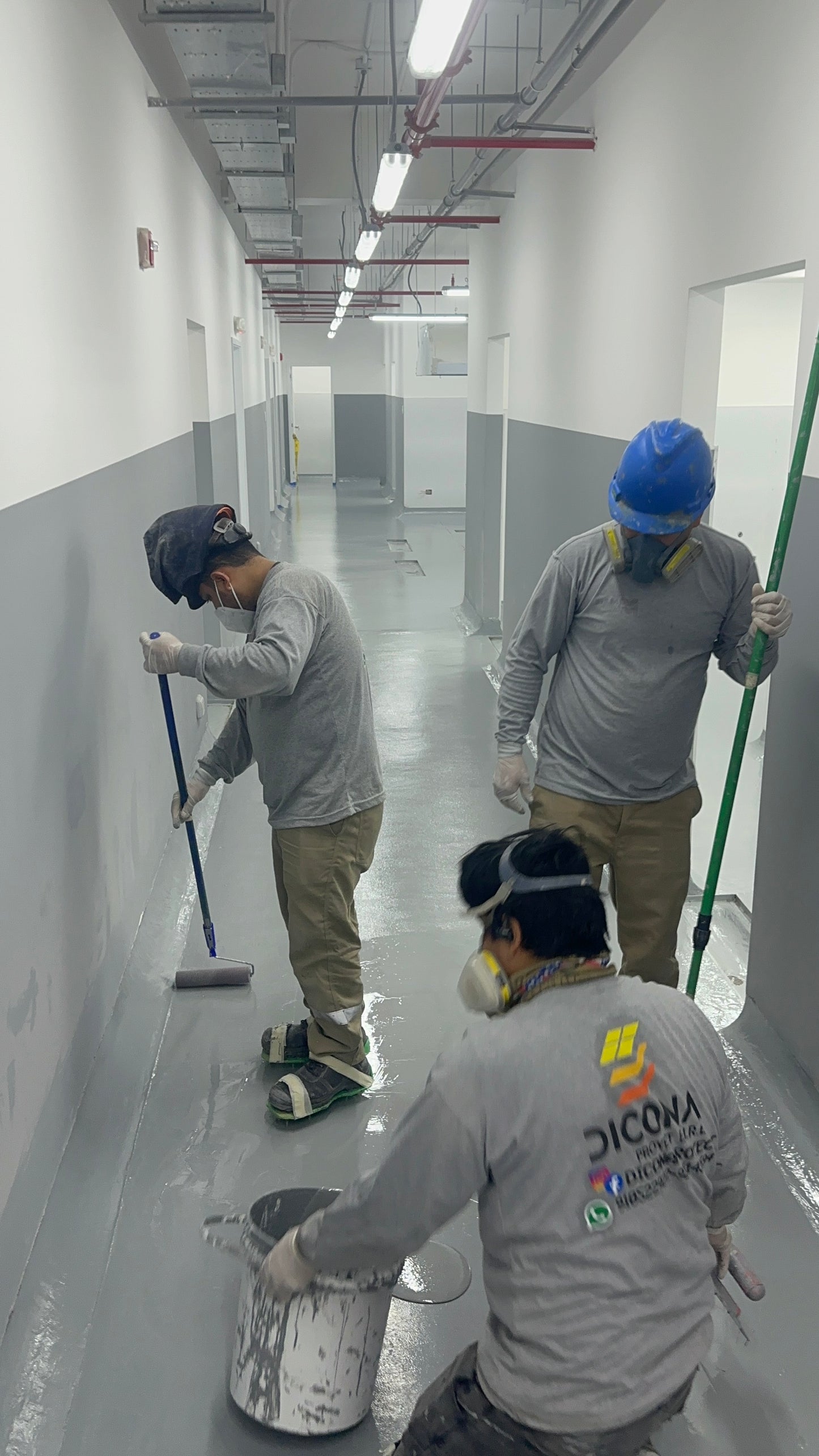 APLICACIÓN DE PINTURA EPÓXICA PARA AREA DE USO DE COCINA, TOPITOP SJL