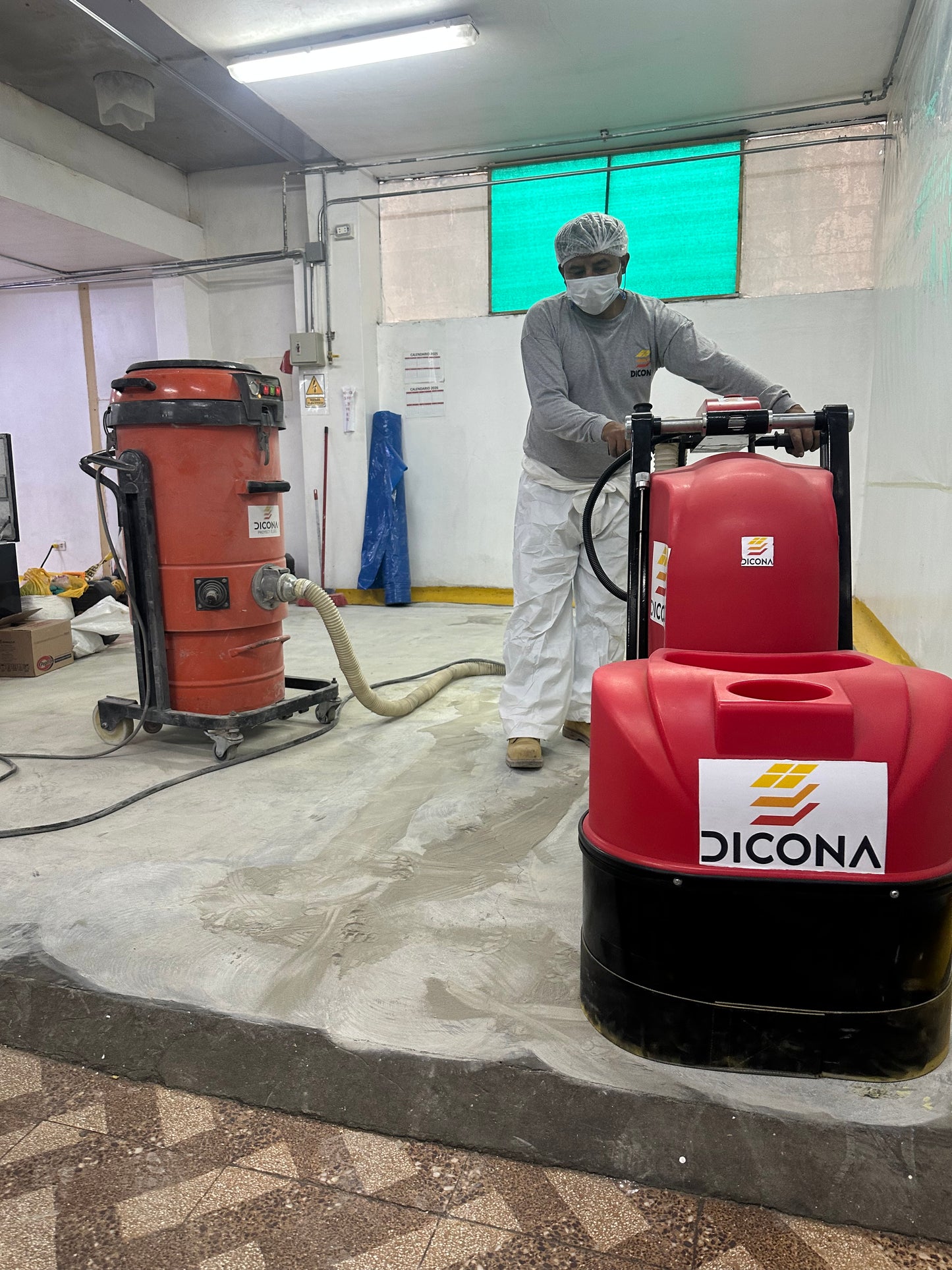 APLICACIÓN DE POLIURETANO DE UCRETE- ÁREA DE EMPAQUE PLANTA DE SNAKS Y CEREALES RASIL-HUACHIPA