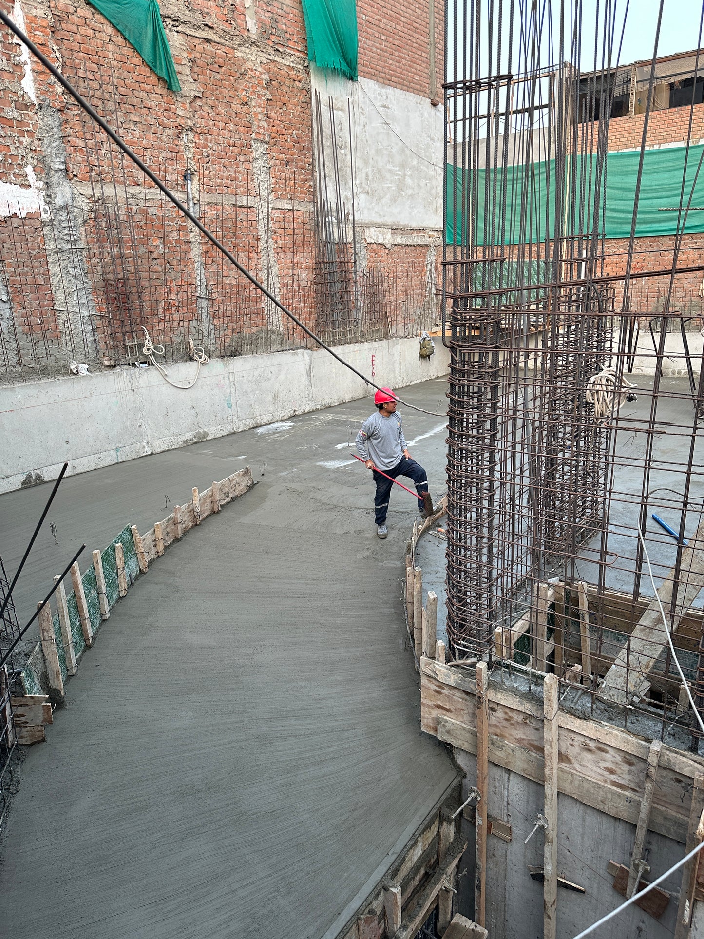 VACIADO DE LOSAS DE TECHO PARA EDIFICIO - INMOBILIARIA  -SALAMANCA, ATE