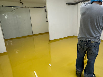 APLICACIÓN DE PISO DE POLIURETANO DE UCRETE EN PLANTA DE CEREALES Y SNACKS RASIL - HUACHIPA