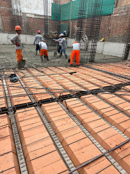 VACIADO DE LOSAS DE TECHO PARA EDIFICIO - INMOBILIARIA  -SALAMANCA, ATE