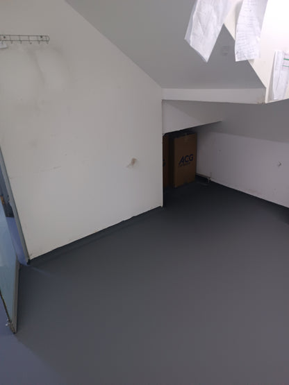 APLICACIÓN DE PISO DE POLIURETANO DE UCRETE - AREA LABORATORIO DE GOMITAS Y SUPLEMENTOS - NOVOAMERICA - SJM