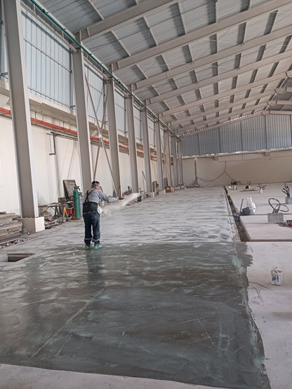 APLICACIÓN DE PISO AUTONIVELANTE EPOXICO TALLER METALMECANICO-DISTRIBUCIONES DIESEL PERU-CALLAO