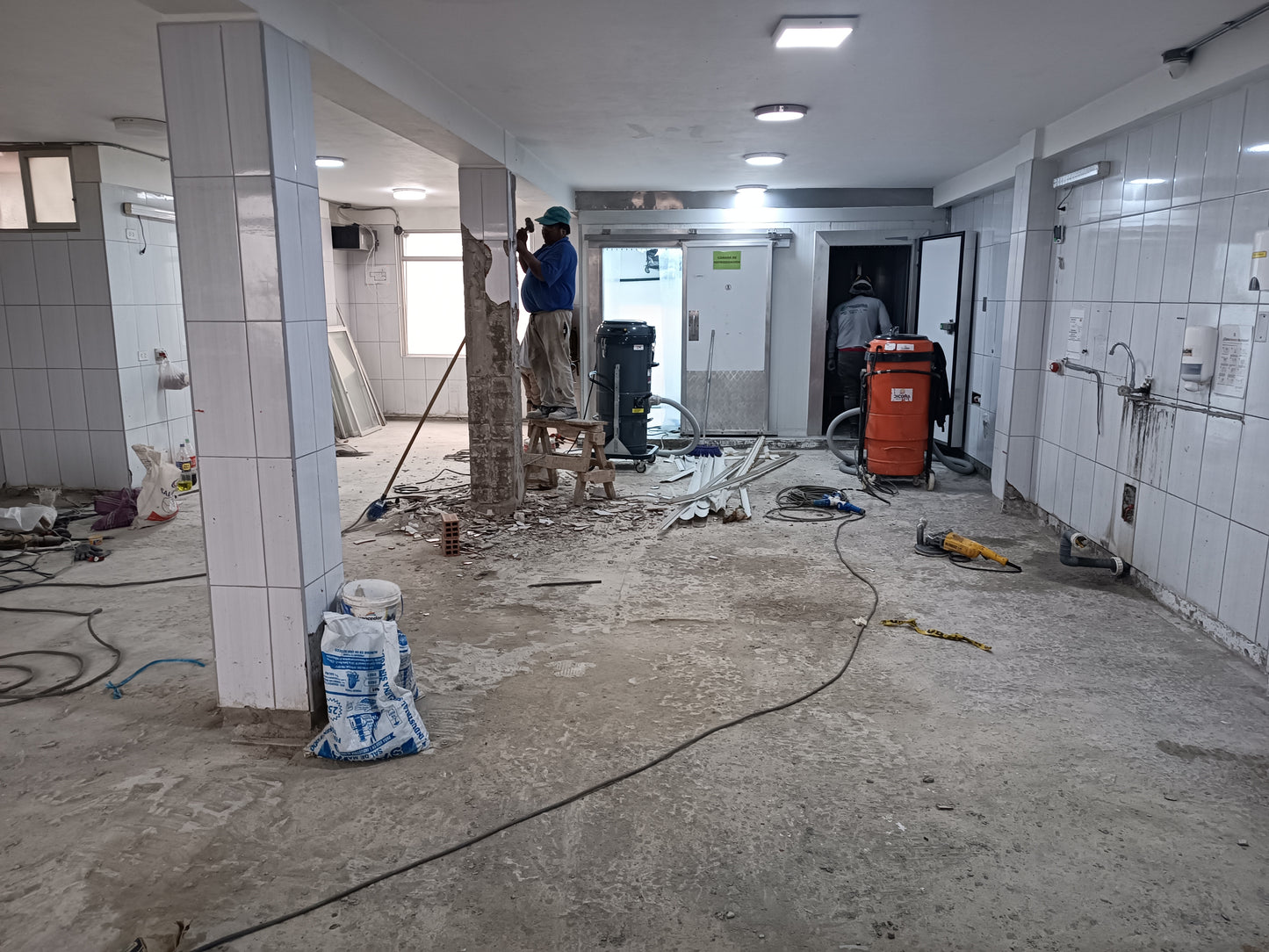 APLICACIÓN DE PISO DE POLIURETANO DE UCRETE - PANIFICADORA GRAN MOLINO - CALLAO