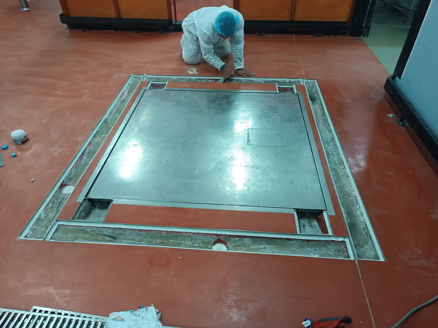 MANTENIMIENTO DE CANALETAS EN AREA DE DESPACHO, CENTRAL DE TORTAS CENCOSUD-HYT SAC -CHORRILLOS