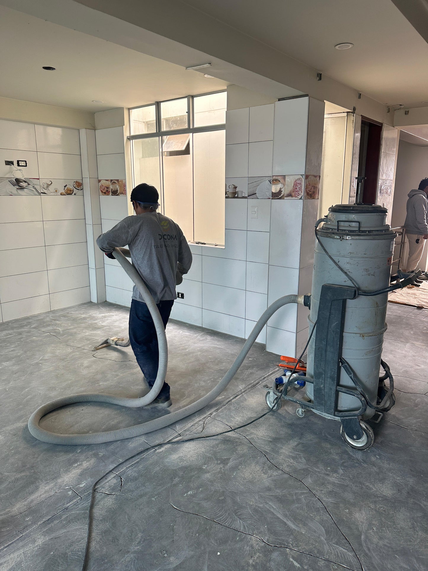 APLICACIÓN DE PISO DE POLIURETANO DE UCRETE- AREA DE PANADERÍA - ACADEMIA APOPAN SAN MIGUEL