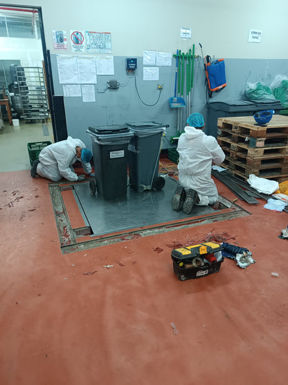 MANTENIMIENTO DE CANALETAS EN AREA DE DESPACHO, CENTRAL DE TORTAS CENCOSUD-HYT SAC -CHORRILLOS