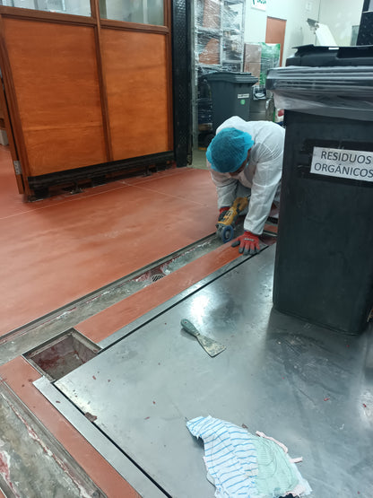 MANTENIMIENTO DE CANALETAS EN AREA DE DESPACHO, CENTRAL DE TORTAS CENCOSUD-HYT SAC -CHORRILLOS