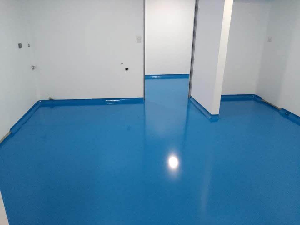 PROYECTO DE REVESTIMIENTO EPOXICO AUTONIVELANTE PARA LABORATORIO - ARQ MARIANA JIMENEZ-ATE