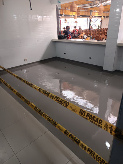 APLICACIÓN DE POLIURETANO DE UCRETE PARA AREA DE COCINA - EL RICO PIURA - SANTA CLARA